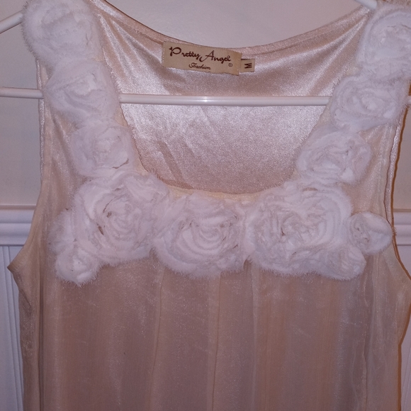 Romantic top - Picture 3 of 3